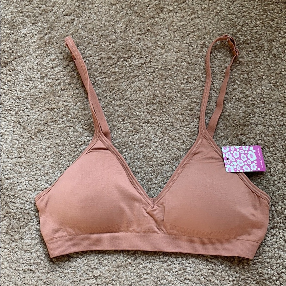 V-Neck Sports Bra
